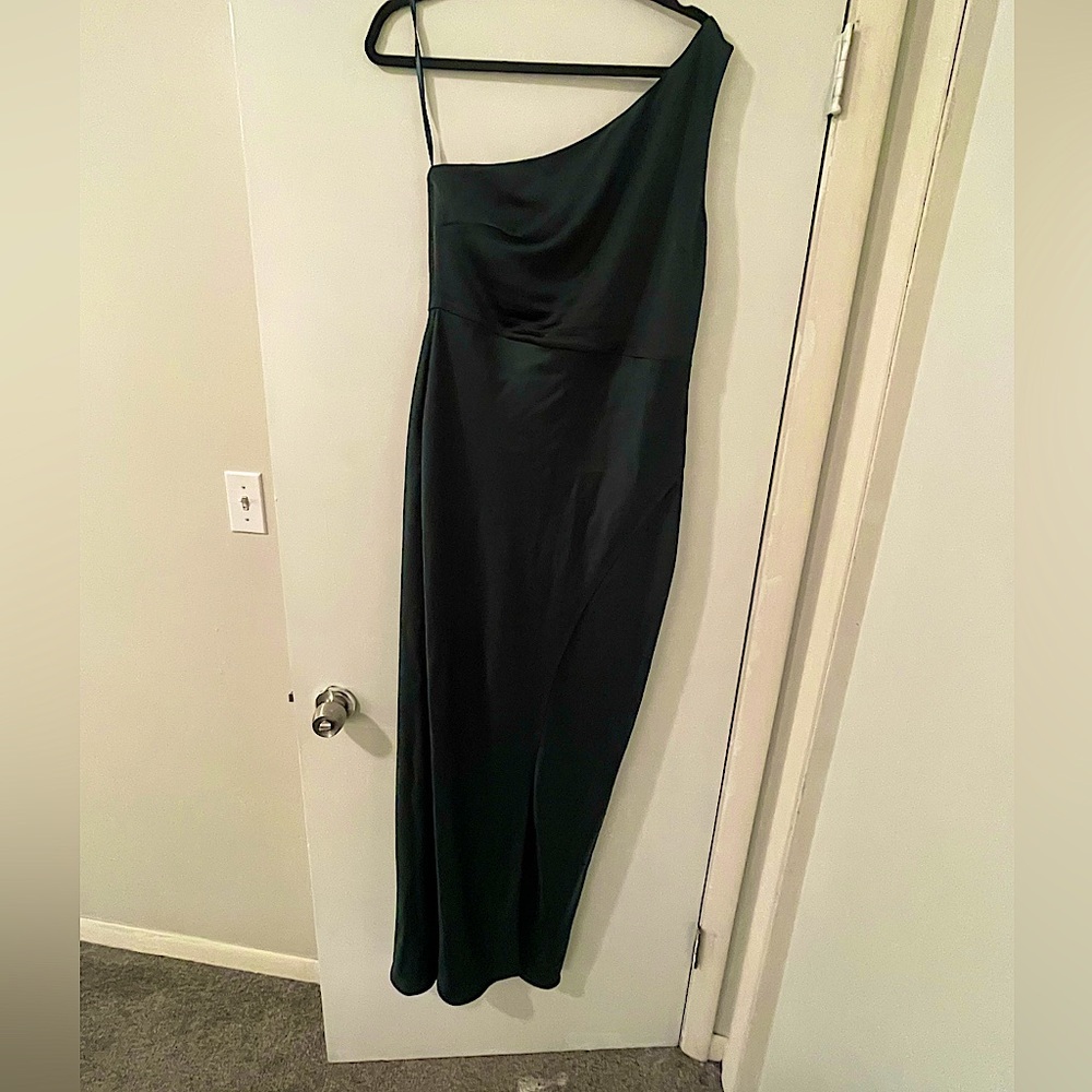 BHLDN Emerald Green Bridesmaid/Formal Dress Size 12